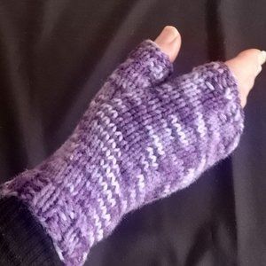 new Handmade Knit Fingerless Gloves Mittens Arm Warmers Glovelets Purple Tones